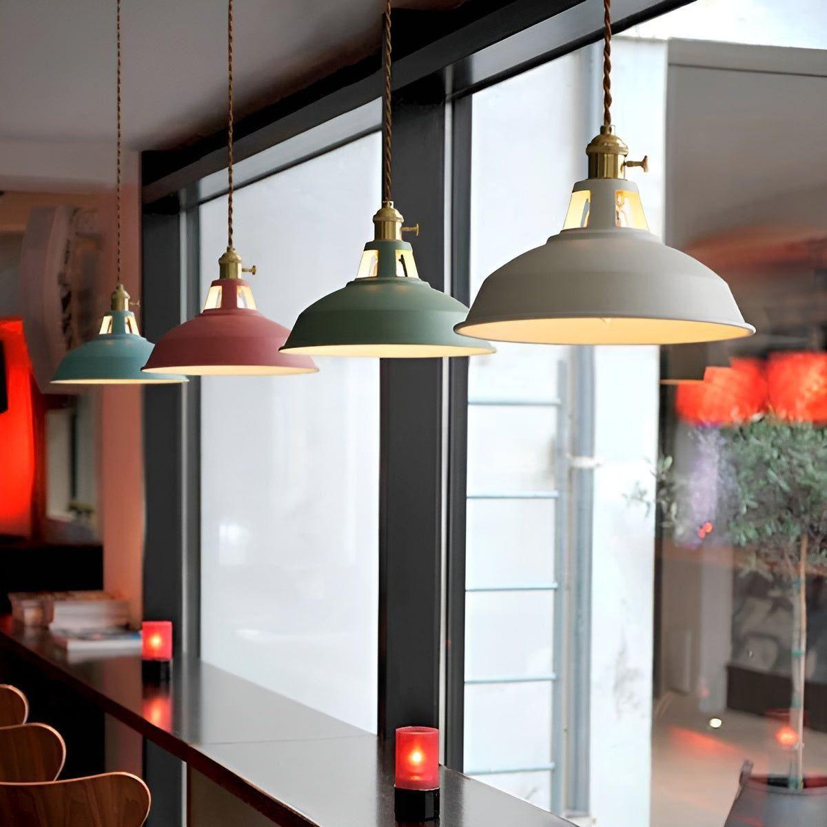 IronGlow Lampa - Vintage Järn Metall Takpendellampa