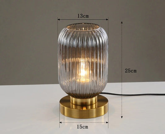 Isa Kristallbordslampa - Skandinavisk designglaslampa, modern elegant inredning