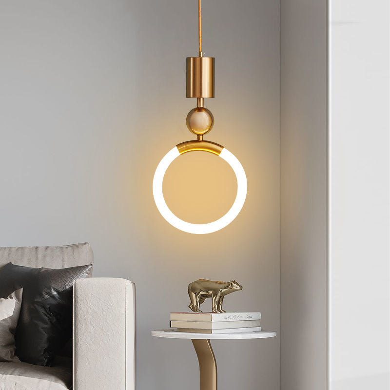 NordicGlow – Elegant glaskrona med enkel design för moderna hem