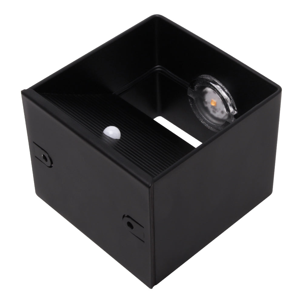 SensorLux - Vägglampa med Rörelse Sensor