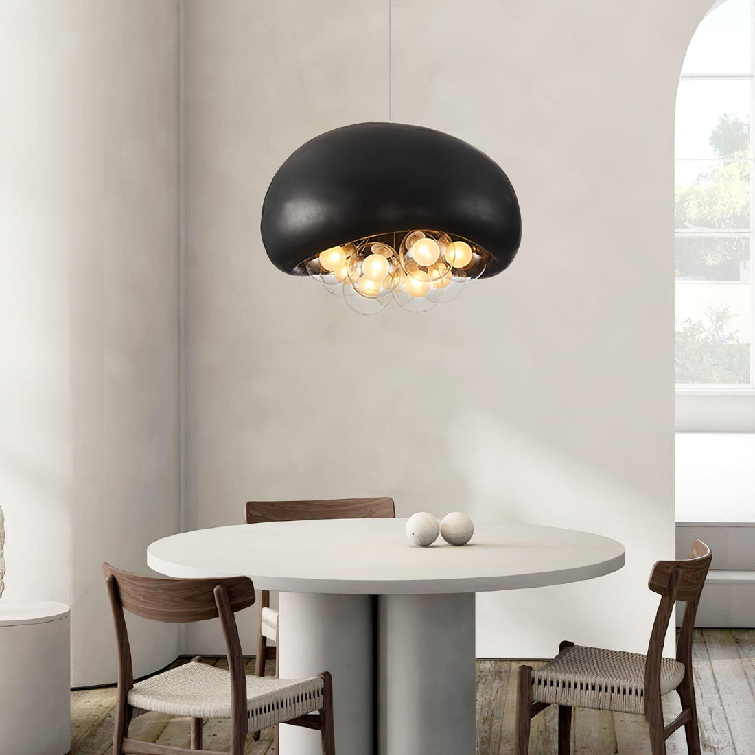 EchoThought – Taklampa i Form av Bubblor
