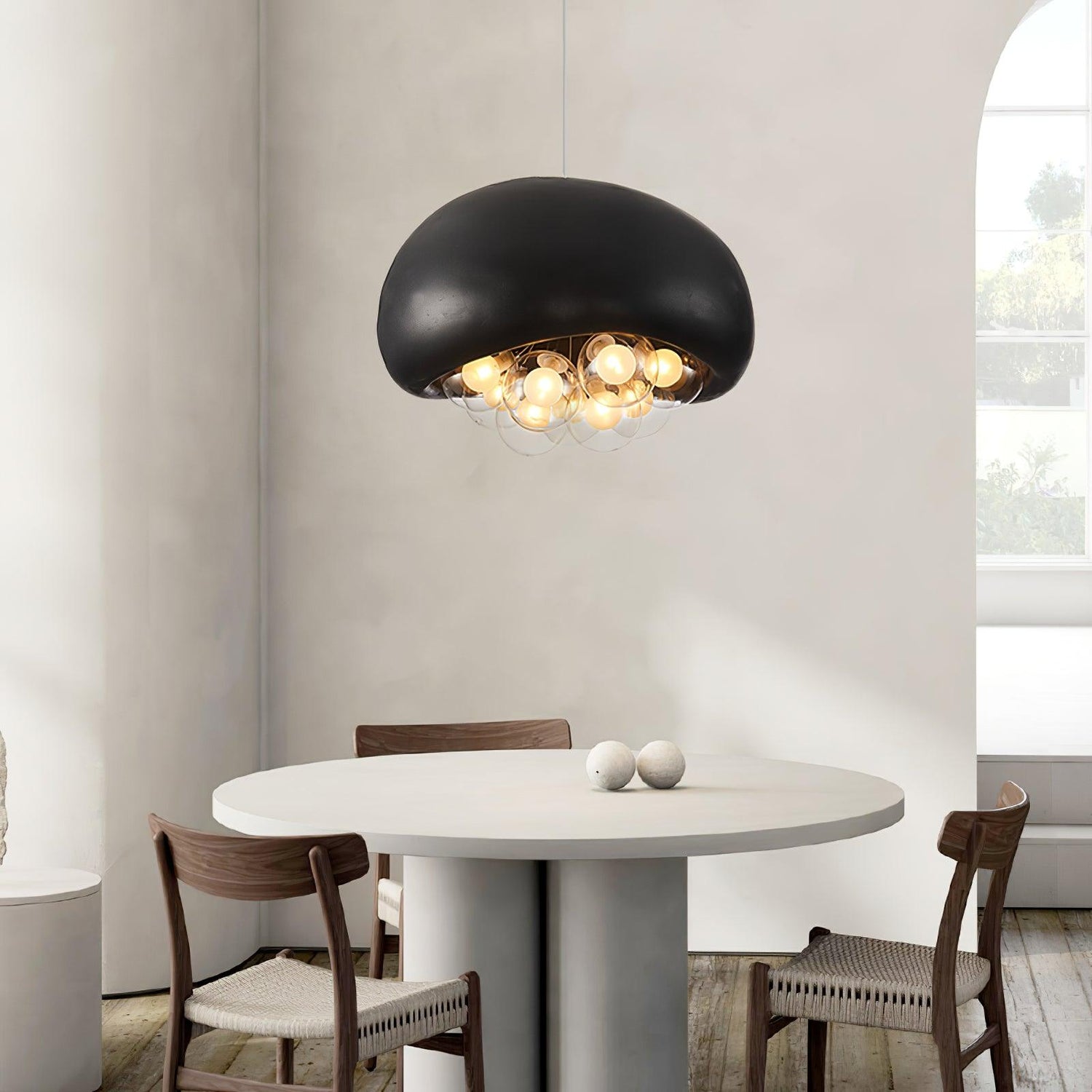 EchoThought – Taklampa i Form av Bubblor