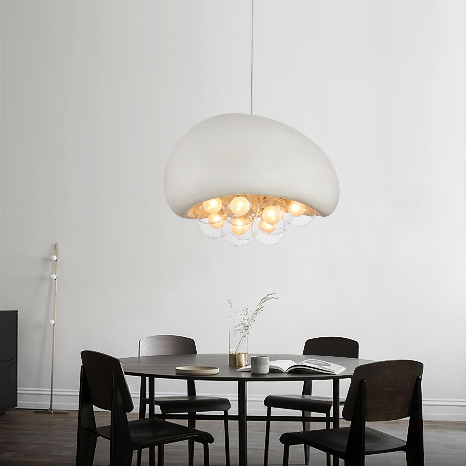 EchoThought – Taklampa i Form av Bubblor
