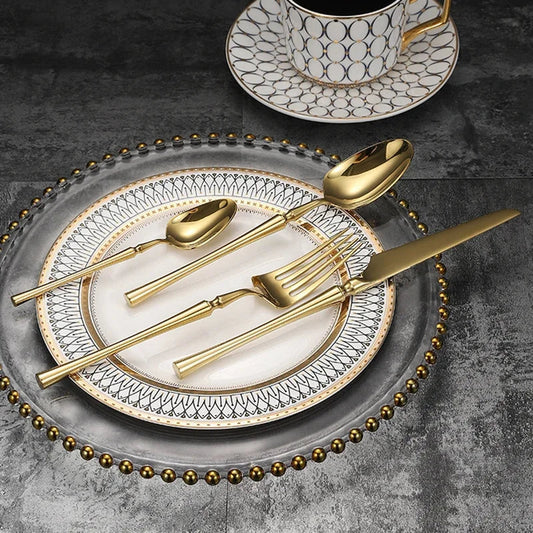 Kin 4-delars guld bestickset | Rostfritt stål | Elegant mat | Brick by Brick