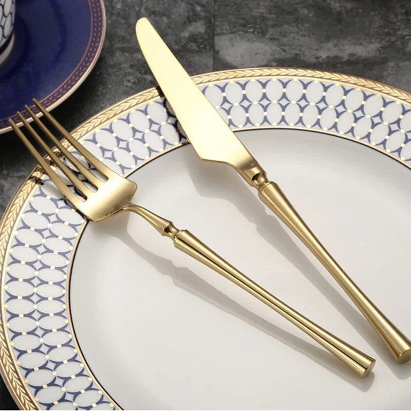 Kin 4-delars guld bestickset | Rostfritt stål | Elegant mat | Brick by Brick