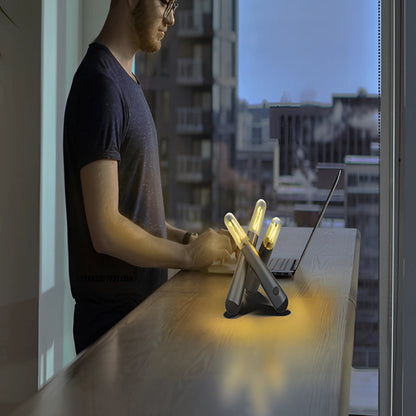 Kinetisk Rotation LED Trådlampa – Återuppladdningsbar, Touch-dimfunktion, Bärbar design för sovrum
