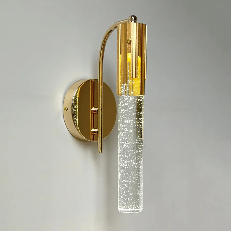 CrystalGlow - Modern kristallvägglampa med LED-belysning