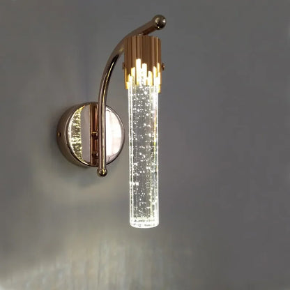 CrystalGlow - Modern kristallvägglampa med LED-belysning
