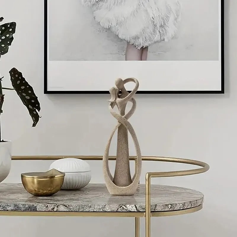 Carvallo – Romantisk Harpiks Skulptur med Tidlös Elegant