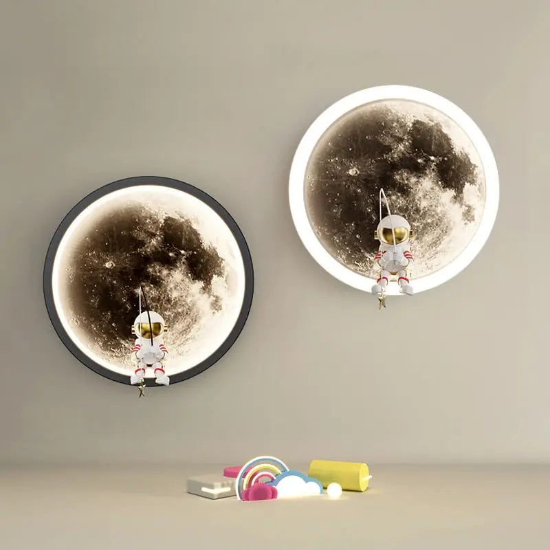 LunaGlow - Astronaut LED Vägglampa