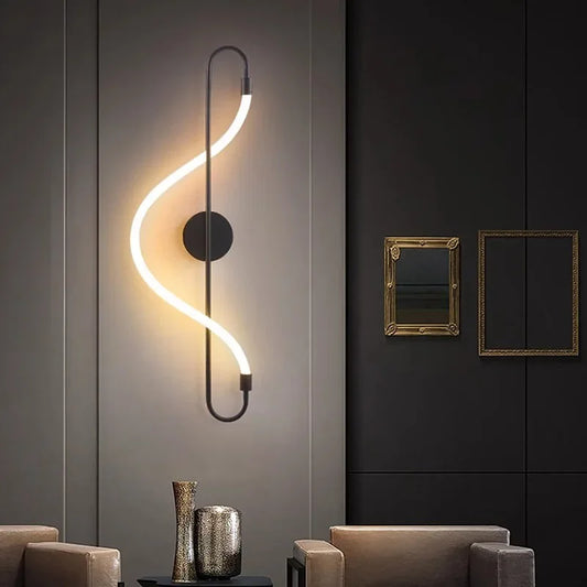 CurveGlow - Modern LED Vägglampa i Järn Elegant Belysning