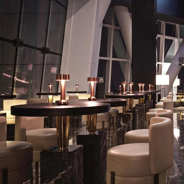 RoyaleGlow Trådlös LED Bordslampa – Dimbar Touch-Control Lampa för Hem & Kontor