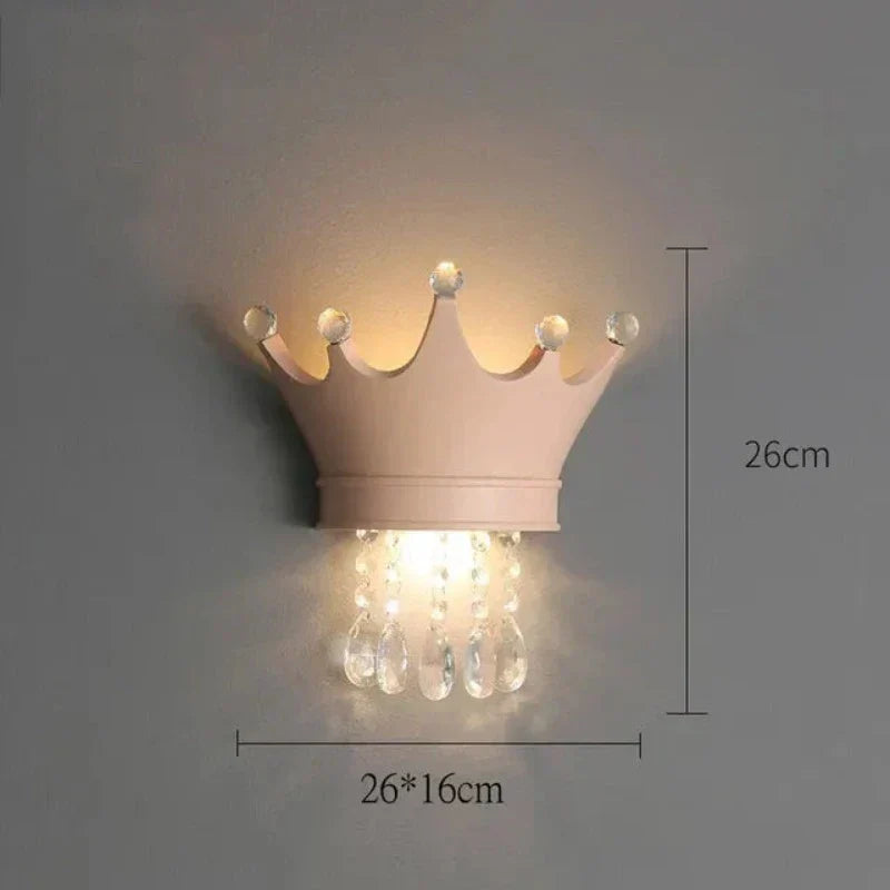 RoyalGlow - Kroon Vägglampa med Kristaller – Elegant LED-Lampa