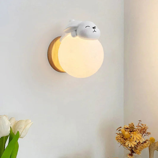 MoonGlow – Magisk månlampa med lugnande glöd och elegant design