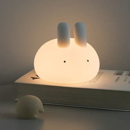 BunnyGlow - Dimbart LED-nattlampa för barn med touchkontroll och USB-laddningsfunktion