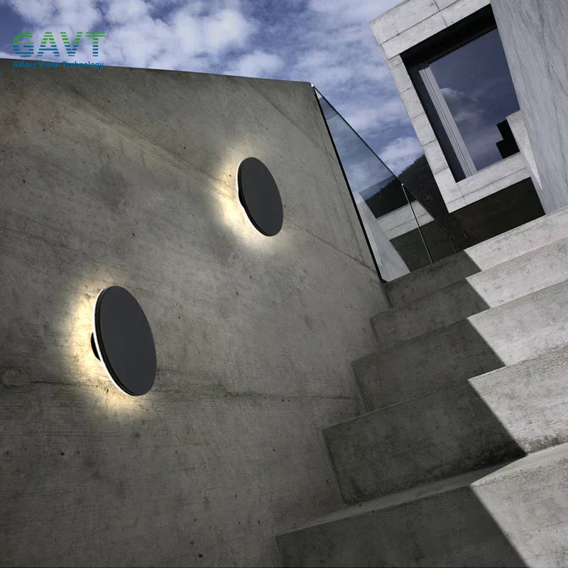 LumiNova - Energibesparande LED Utomhuslampa