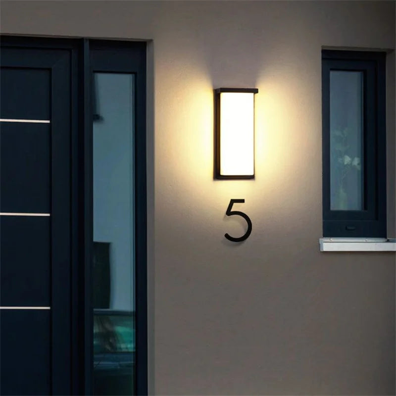 LuminAura - Modern LED Utomhusbelysning