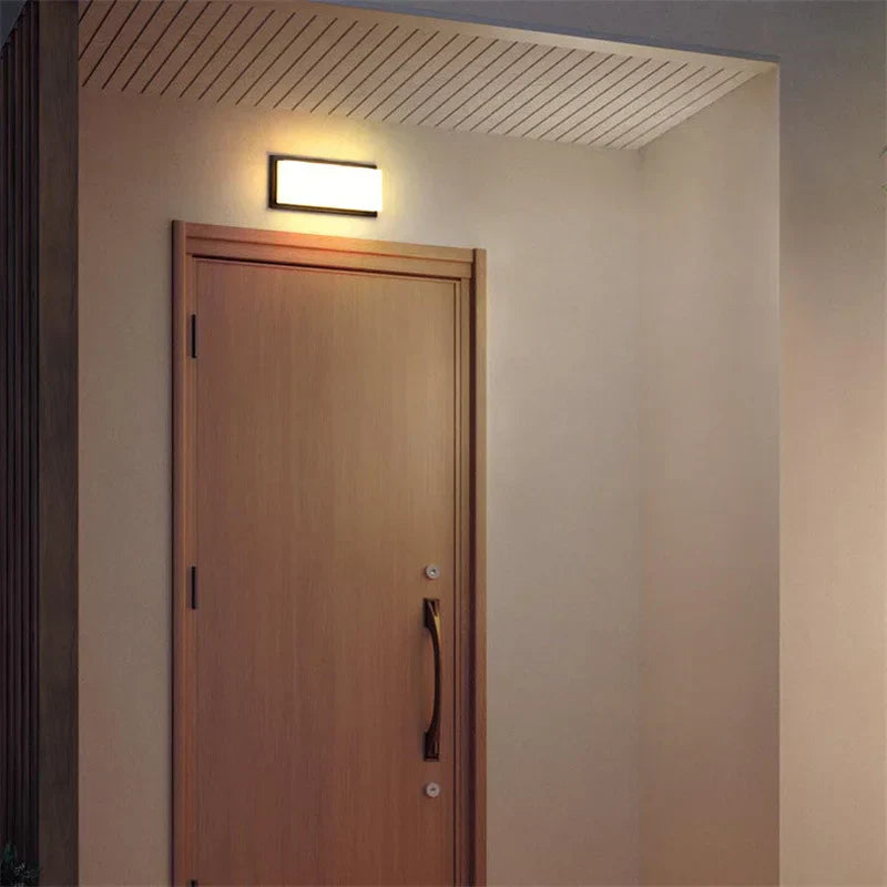 LuminAura - Modern LED Utomhusbelysning