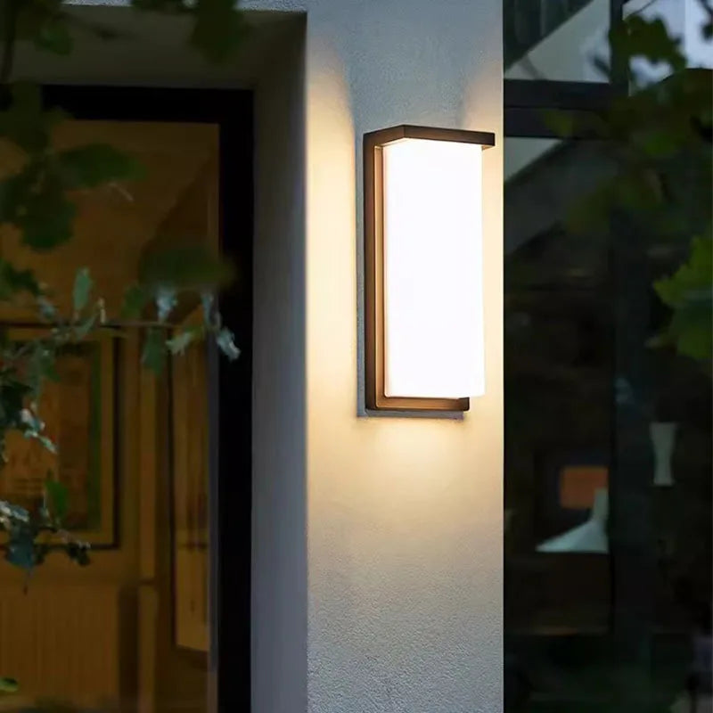 LuminAura - Modern LED Utomhusbelysning