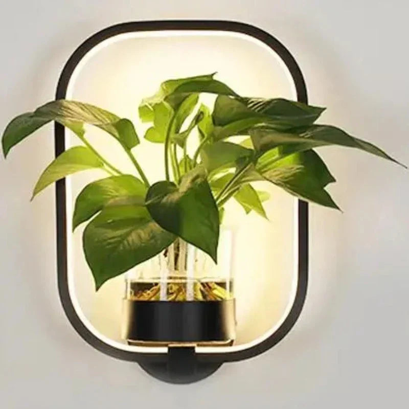 LumiPlanta - LED Vägglampa med Växtställning – Stilig Belysning för en Grön Atmosfär