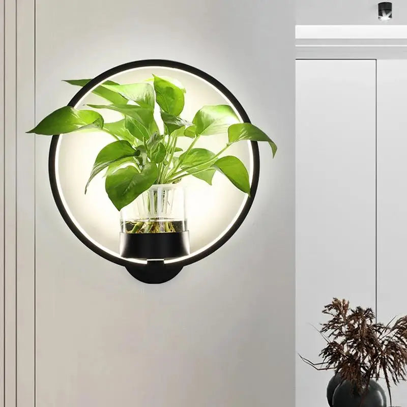 LumiPlanta - LED Vägglampa med Växtställning – Stilig Belysning för en Grön Atmosfär