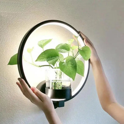 NatureGlow - LED Vägglampa med Integrerad Växt för Inomhusbruk