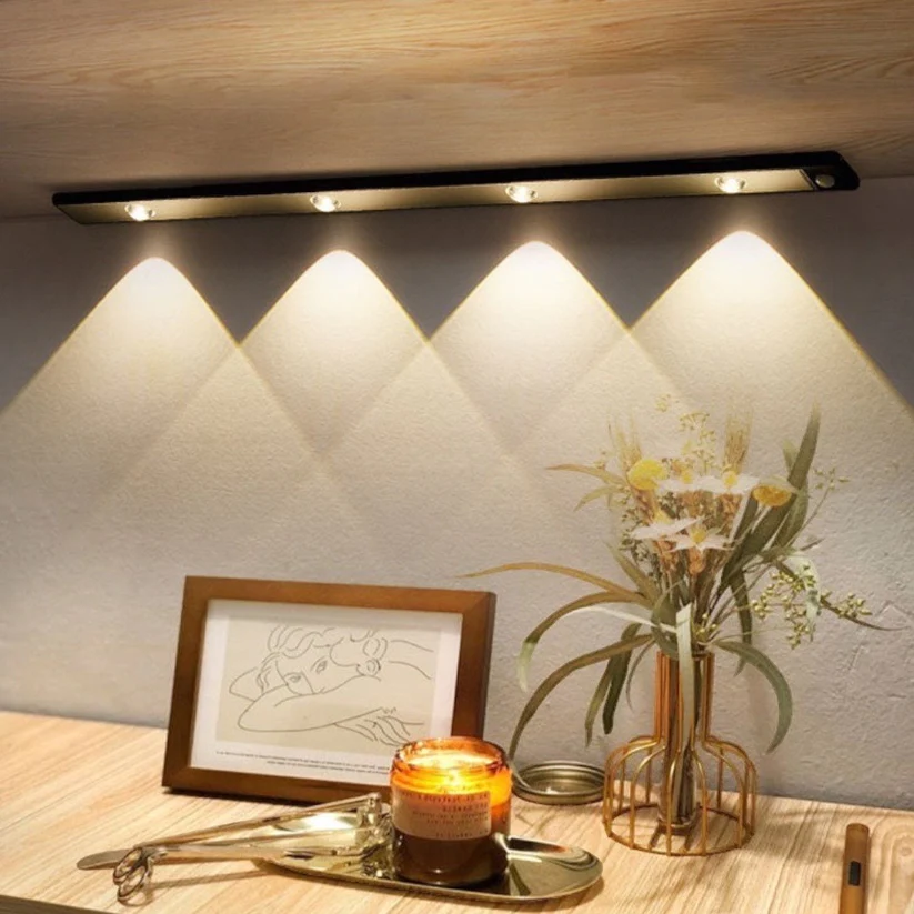 Lena LED Rörelsesensor Lampa - Modern, Energieffektiv, Enkel Installation