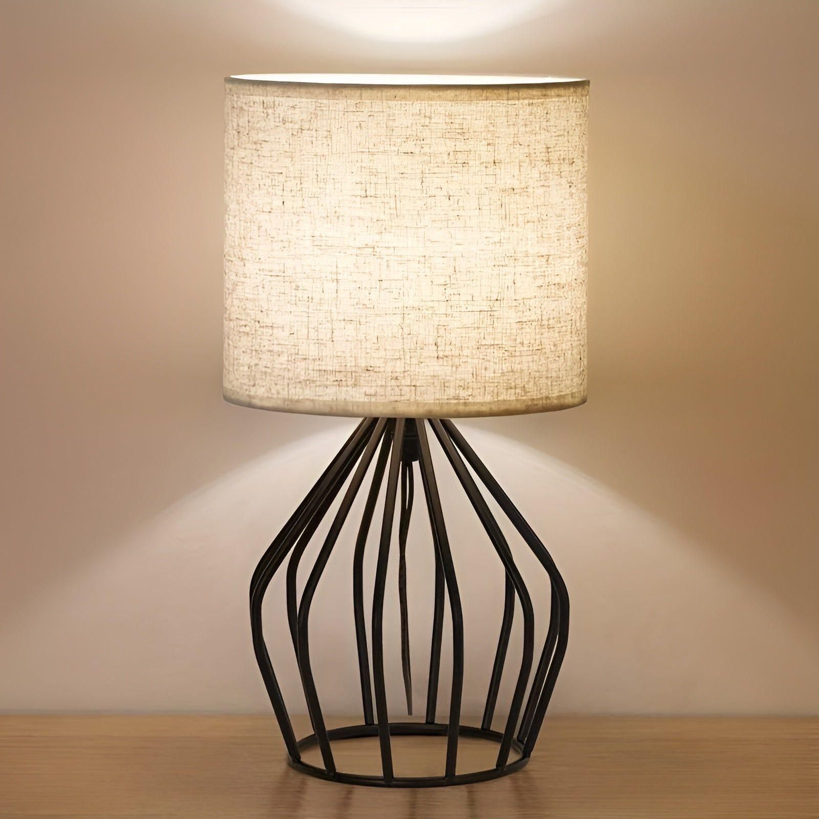 LinenGlow Lampa - Bordsampa med Urholkad Fot och Linne Skärm