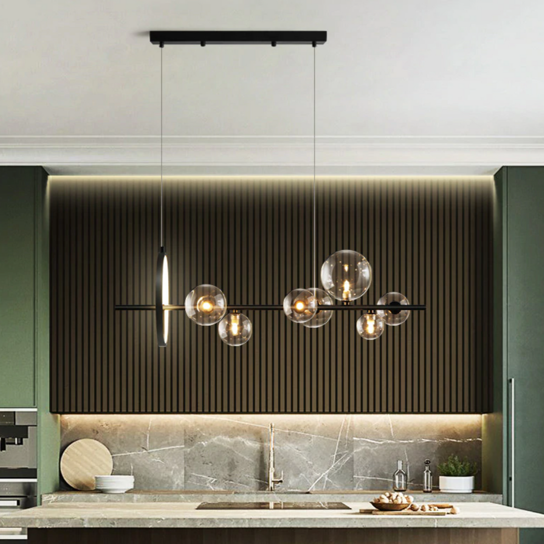 Lotte Handblåst Glas-Chandelier – Elegant design inspirerat av ljusblåsning, Höjdjusterbar, Enkel montering