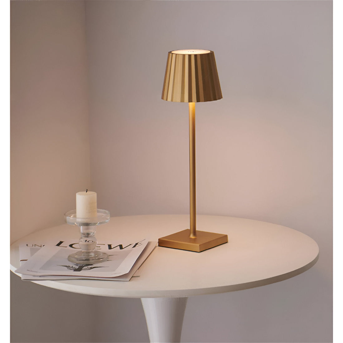 LuminaTouch Trådlös LED-bordslampa – Uppladdningsbar, Modern elegans för varje rum