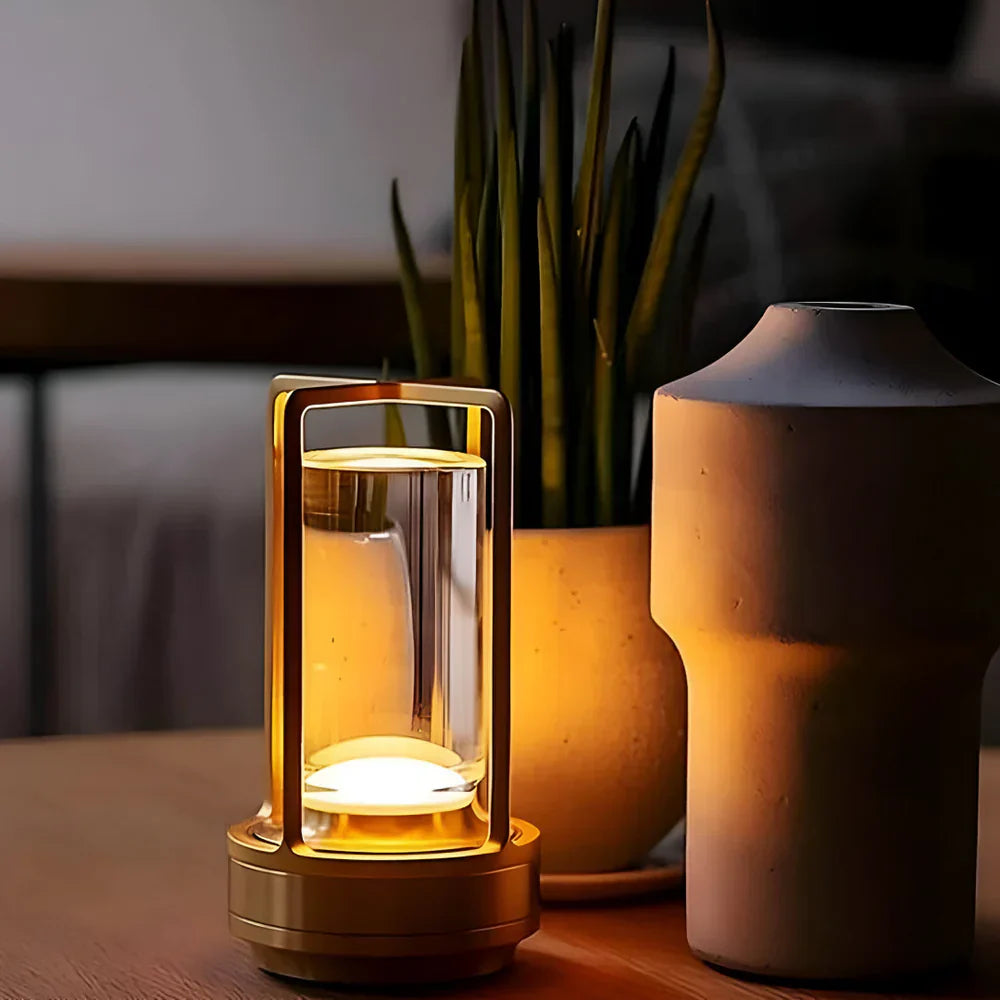 Luxa Crystal LED Bordslampa – Elegant design med dimbar touchkontroll