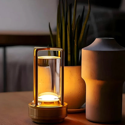 Luxa Crystal LED Bordslampa – Elegant design med dimbar touchkontroll