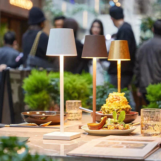 LuxoLite - Elegant trådlös bordslampa