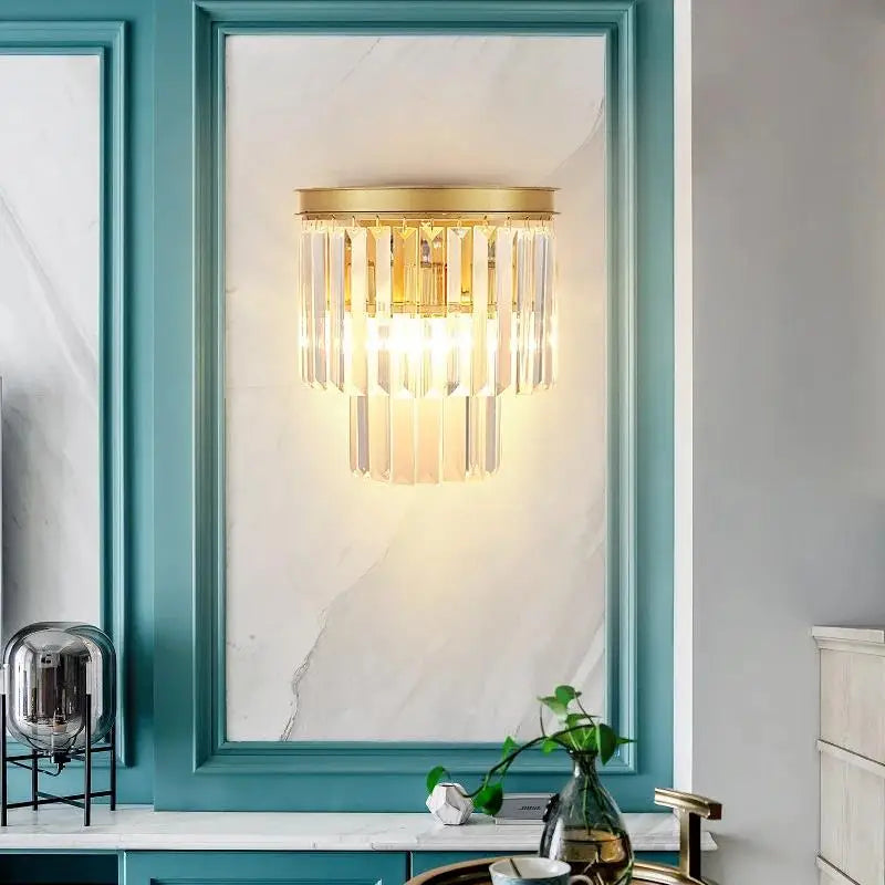 CrystalLuxe - Elegant Kristall Vägglampa