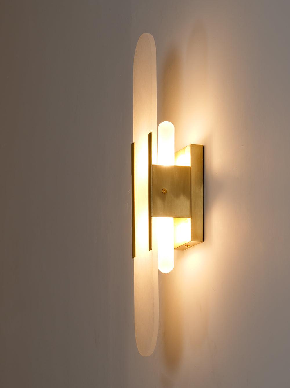 Högkvalitativ Alabaster Vägglampa med Modern Design