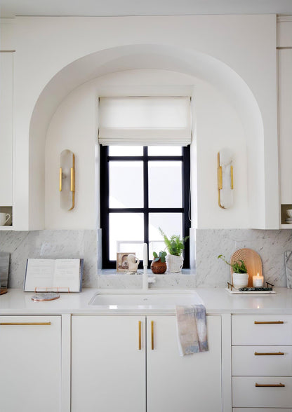 Högkvalitativ Alabaster Vägglampa med Modern Design