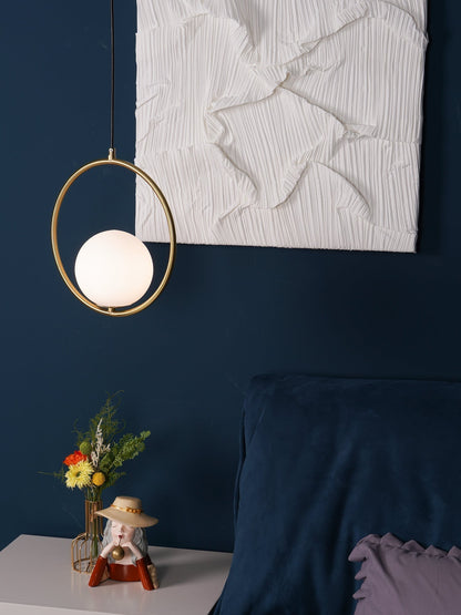 Nikki - Elegant och Modern Taklampa