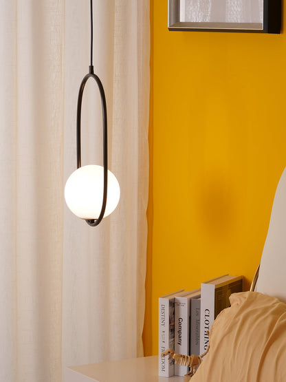 Nikki - Elegant och Modern Taklampa