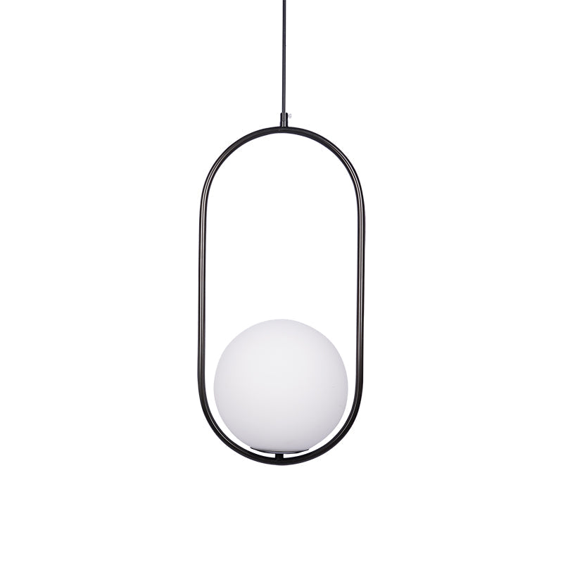 Nikki - Elegant och Modern Taklampa