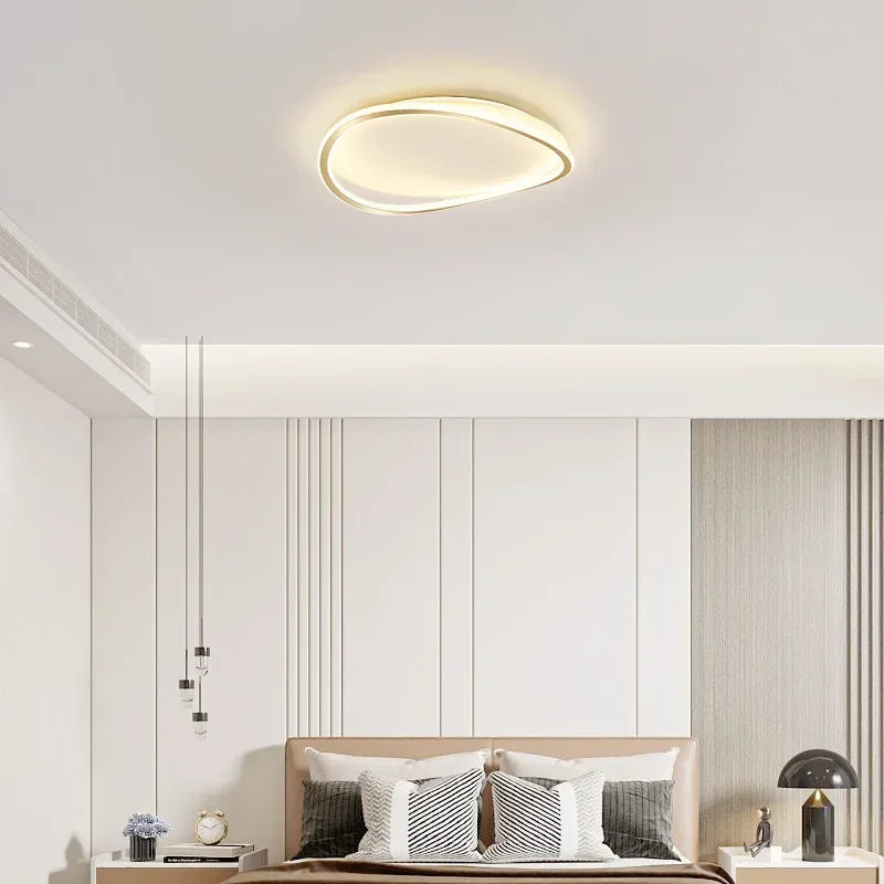 LumiNova - Elegant LED Taklampa