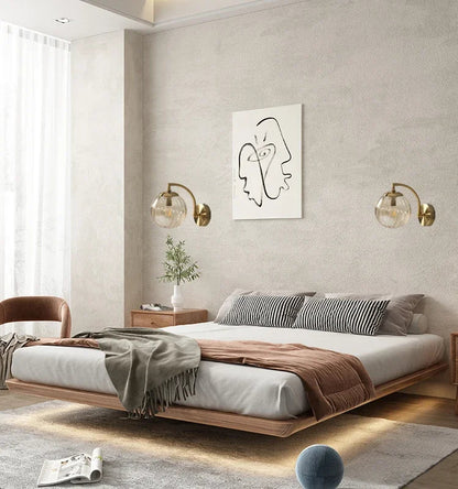 Elegant vägglampa med glasdesign