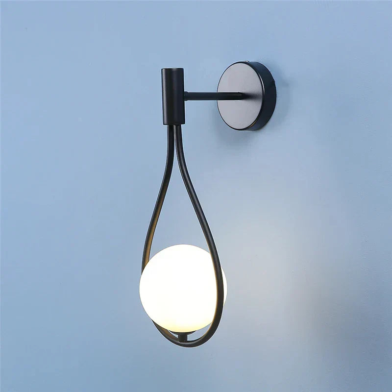 CrystalGleam - Metall Glaskula LED Vägglampa