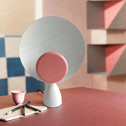 NordicGlow - Modern Skandinavisk Bordslampa