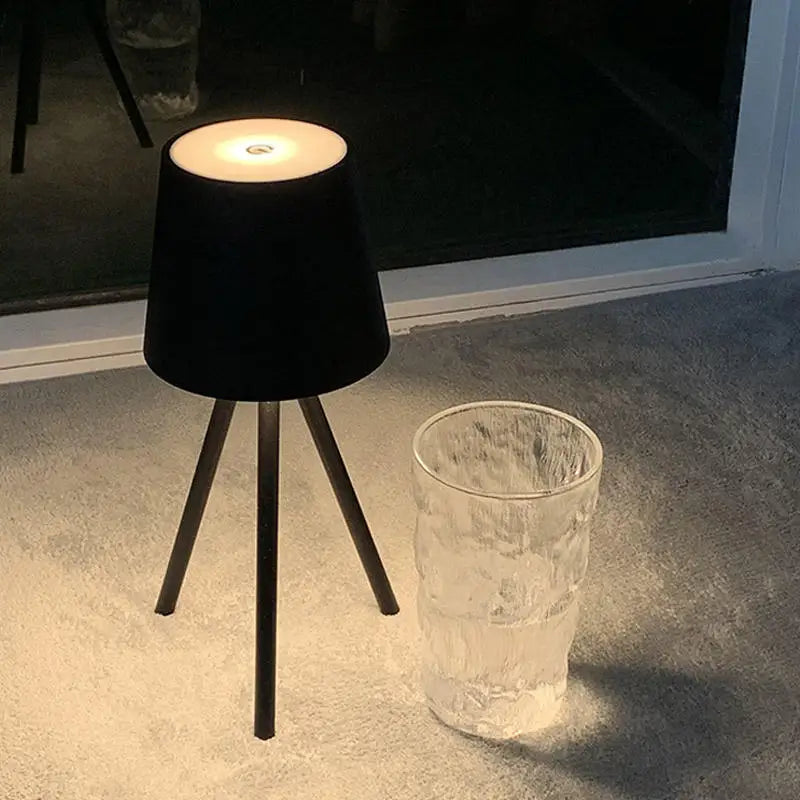 LumiFlex - Modern Trådlös Bordslampa | Dimmbar LED Belysning