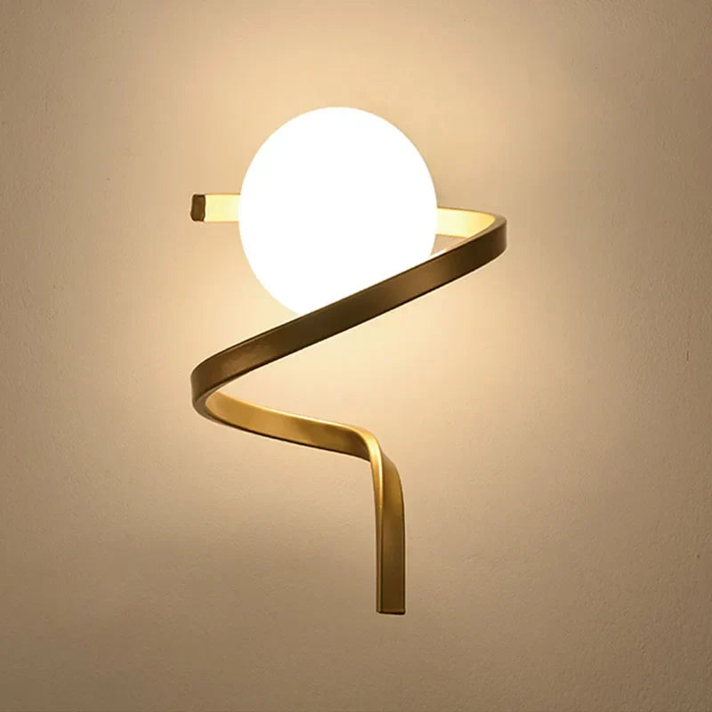 LumiÉlégance – Modern glasvägglampa för en lyxig känsla