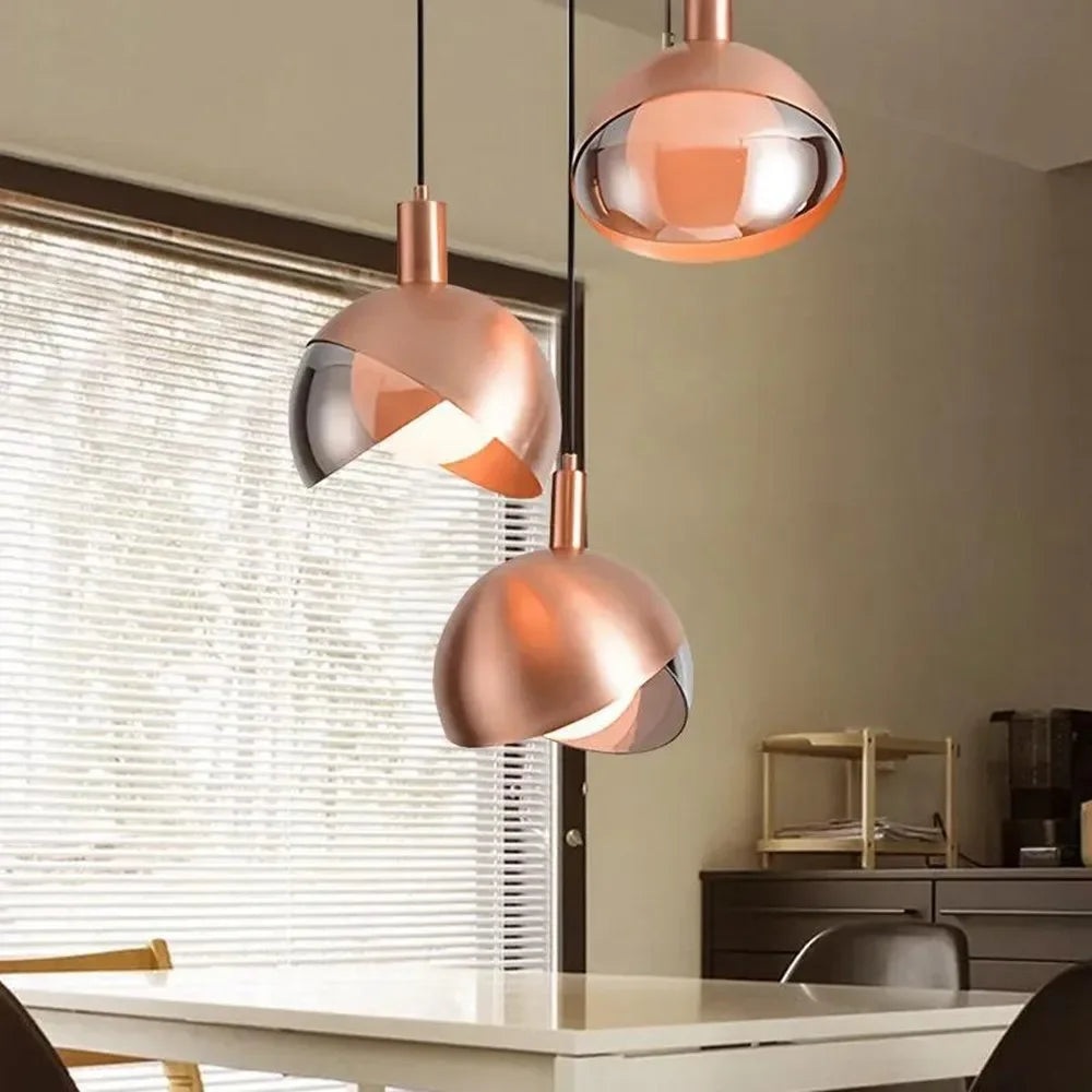 LumiAura - Modern Taklampa