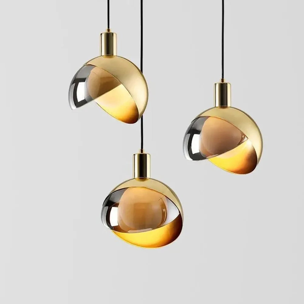 LumiAura - Modern Taklampa