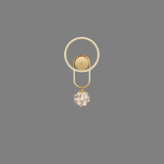LuxeGlow – Modern LED Vägglampa i Guld med Glaskula