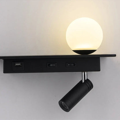 SpaceGlow – Modern LED Vägglampa med Hylla och USB Port