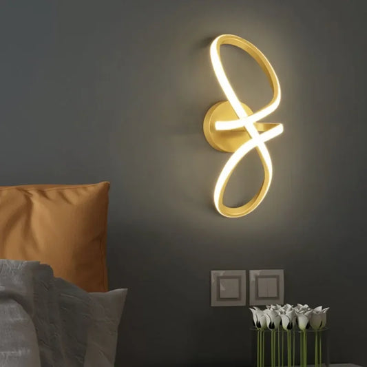 LightEdge - Minimalistisk LED Vägglampa för Moderna Interiörer